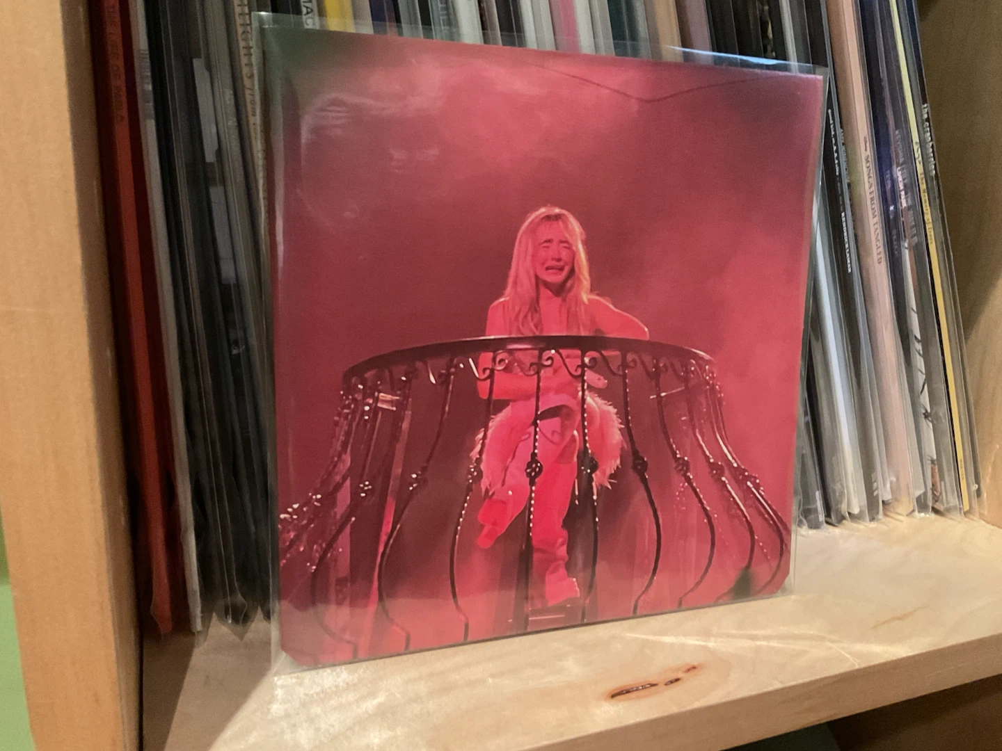 🏈 Sabrina Carpenter feather vinyl