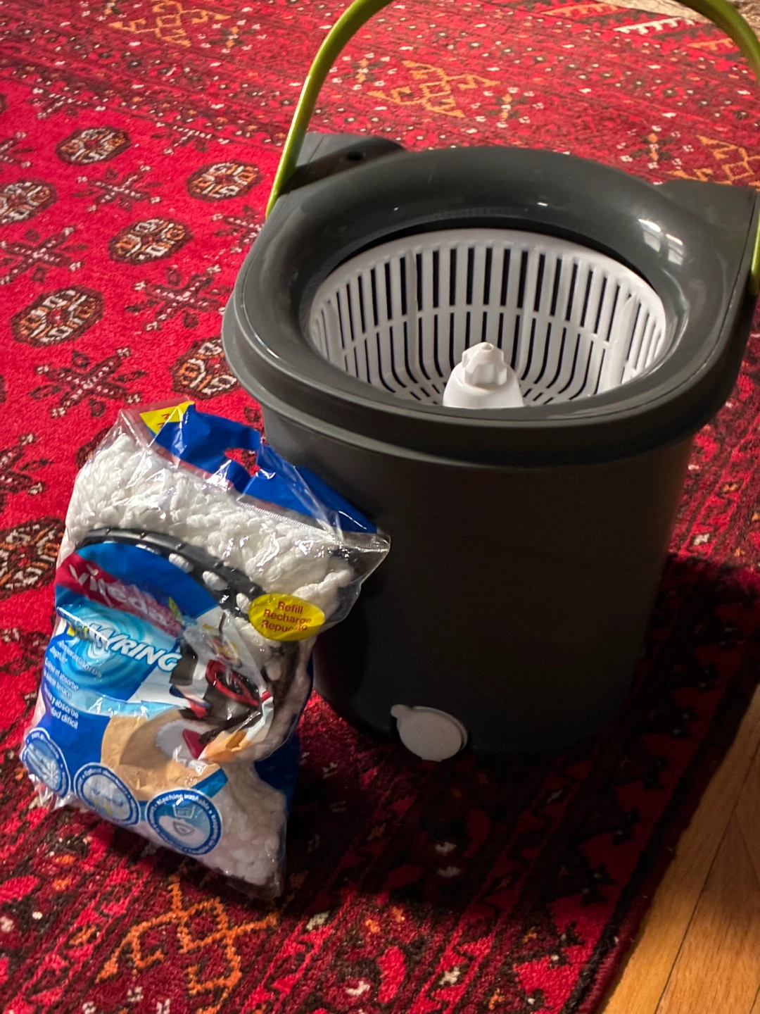 Vileda EasyWring Spin Mop Bucket + Unopened Mop Refill DONLANDS