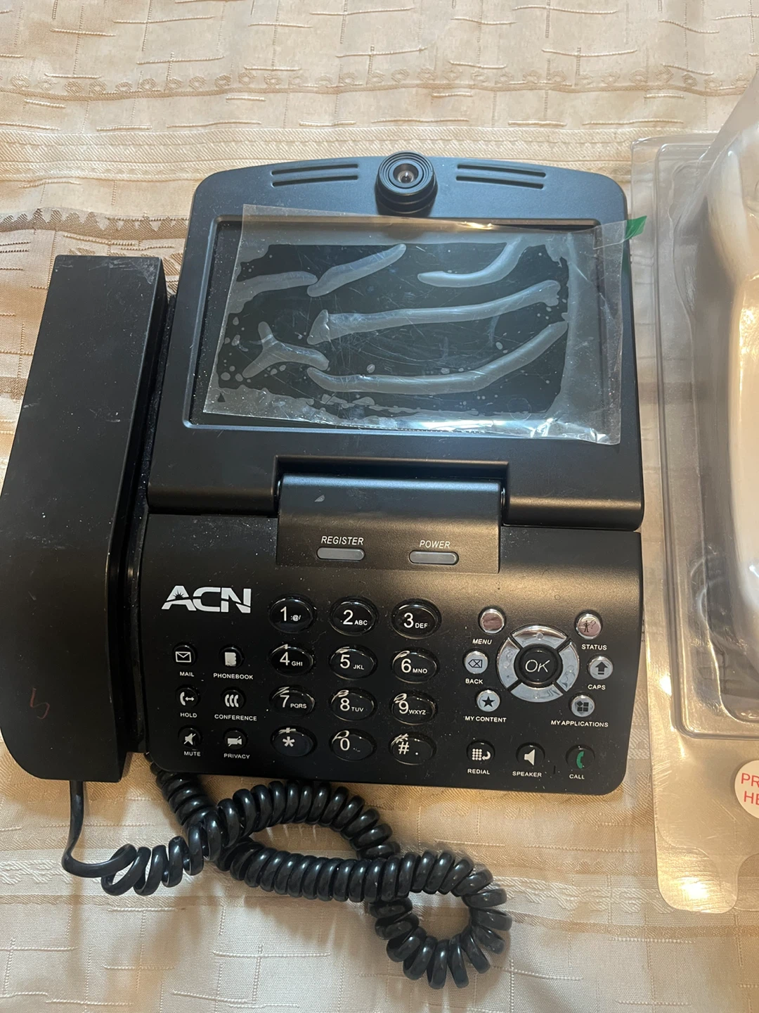 VTech 3-Handset Cordless Phone System - photo 2