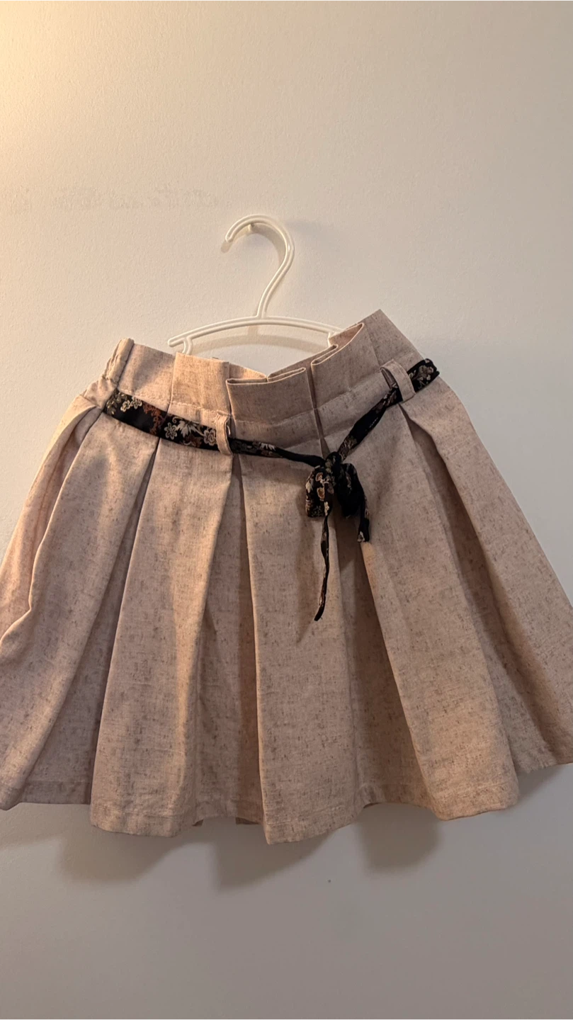 Girls Floral Blouse and Skirt Set Size 30 - photo 3