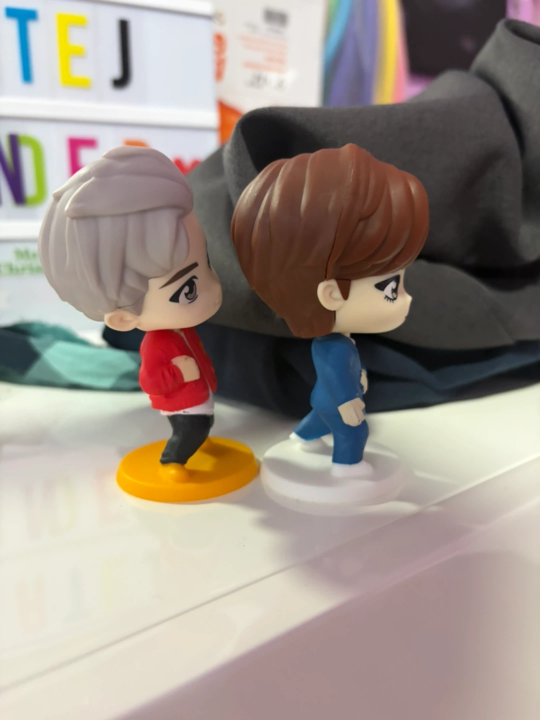 BTS McDonald figures - photo 4