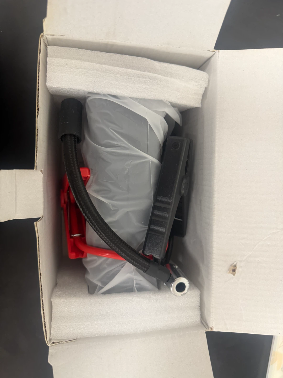 ZLP-001 Portable Car Jump Starter and Tire Inflator - photo 3