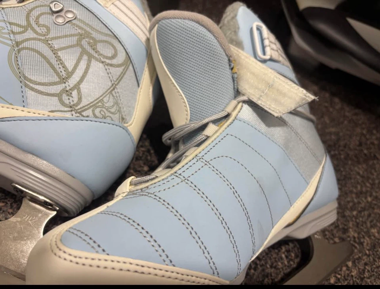 Bauer Women's Ice Skates Size 10 - photo 3