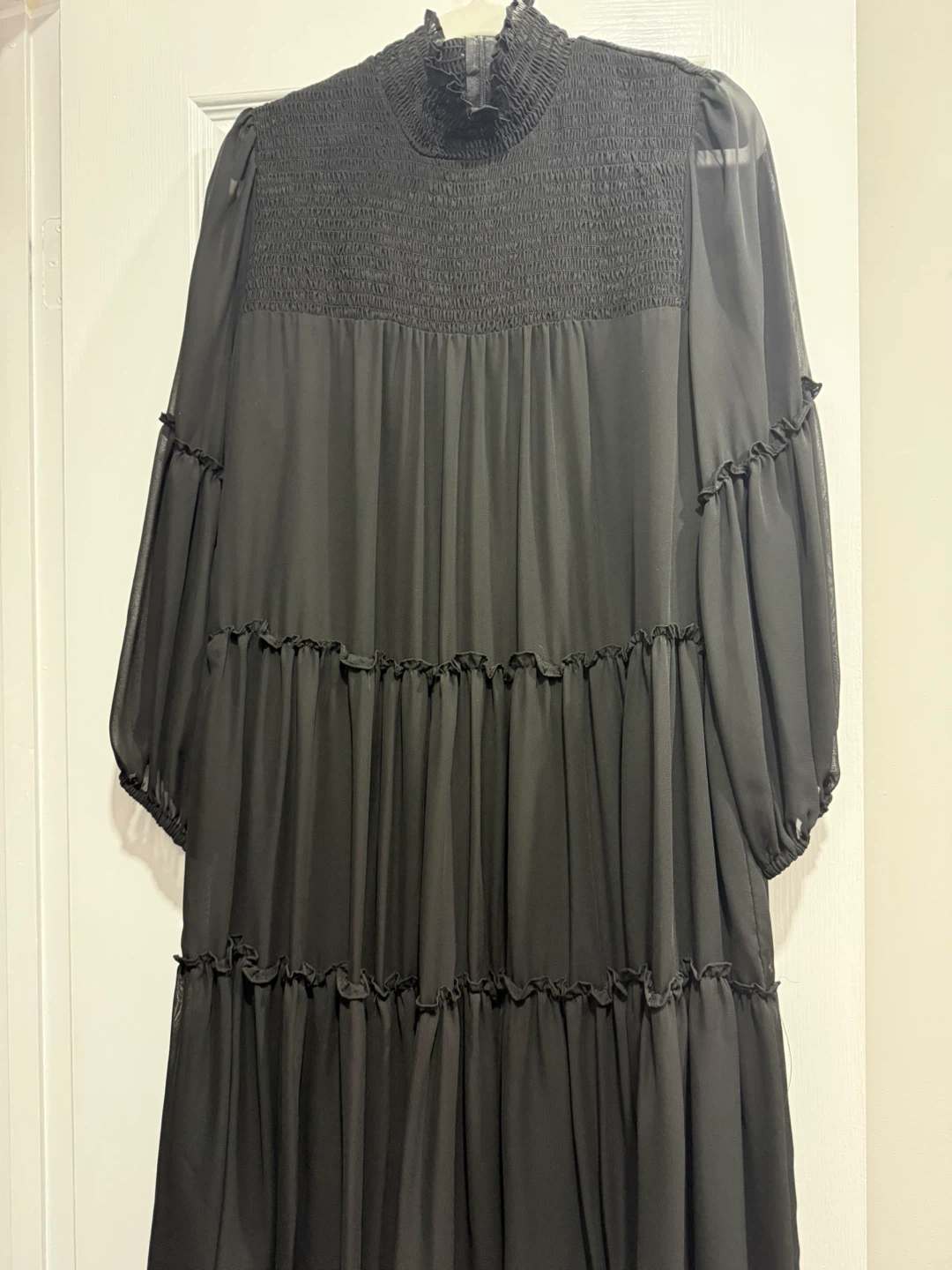 Black Long-Sleeve Tiered Dress loose fit - photo 3