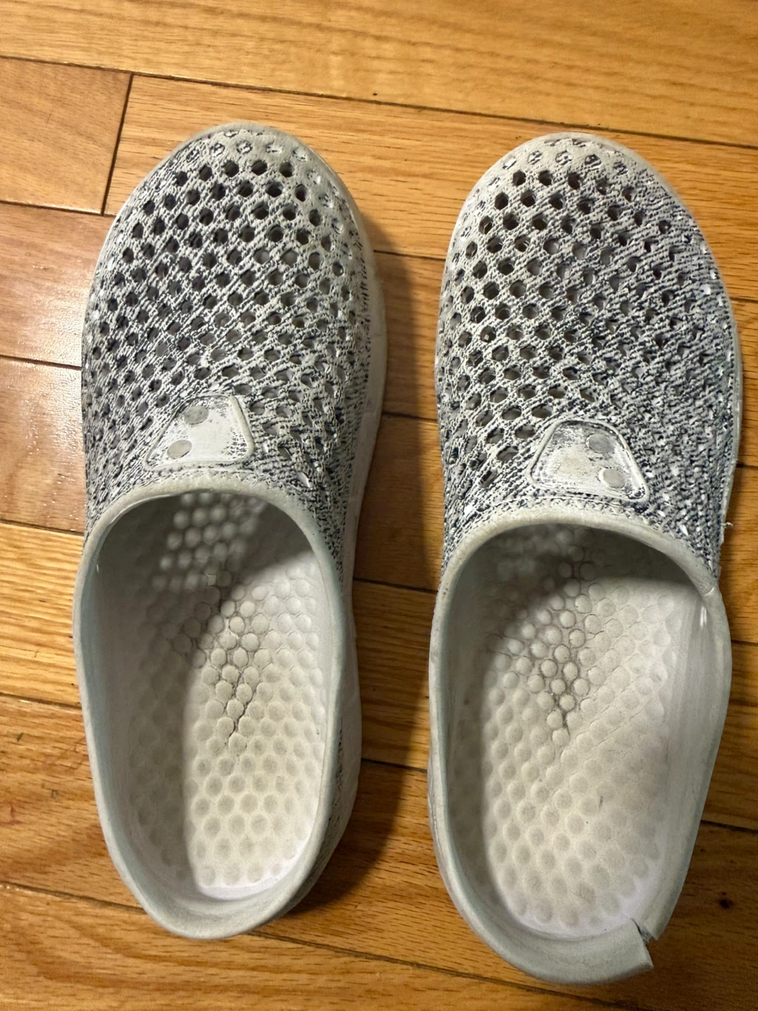 White and Grey Mesh Clogs Size 35 🏈 - photo 3
