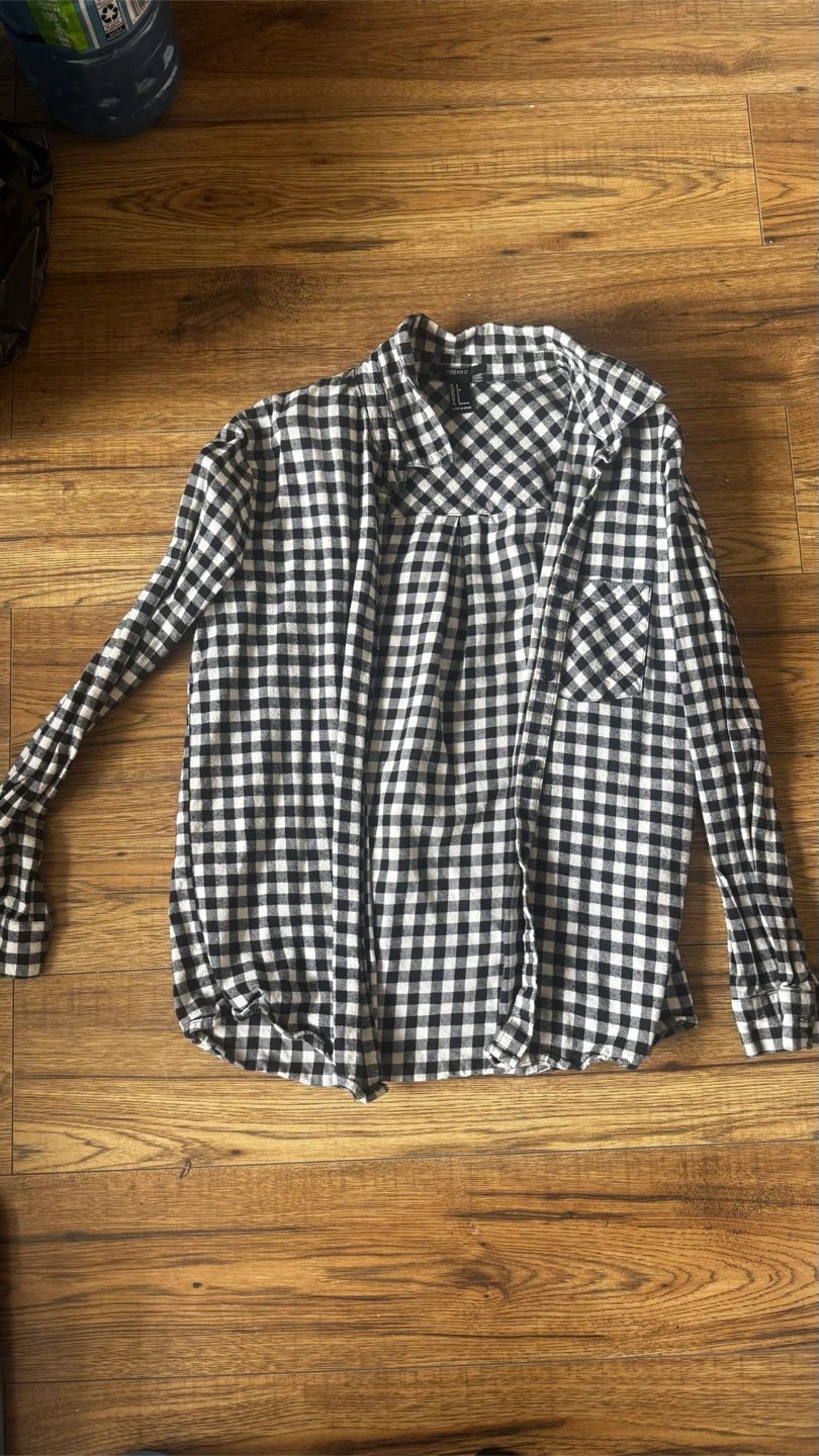 Forever 21 Black and White Gingham Button Down Shirt