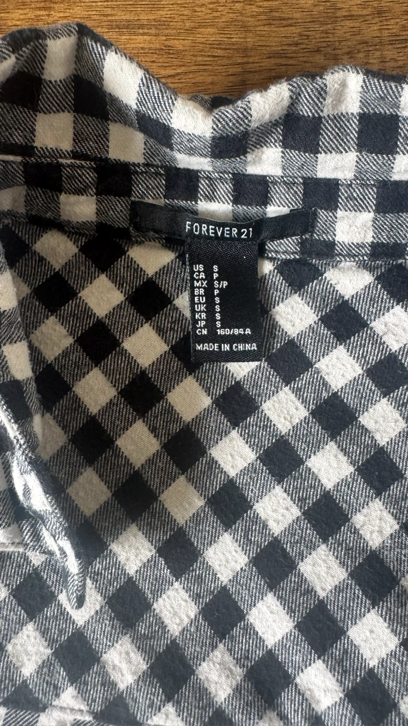 Forever 21 Black and White Gingham Button Down Shirt - photo 2