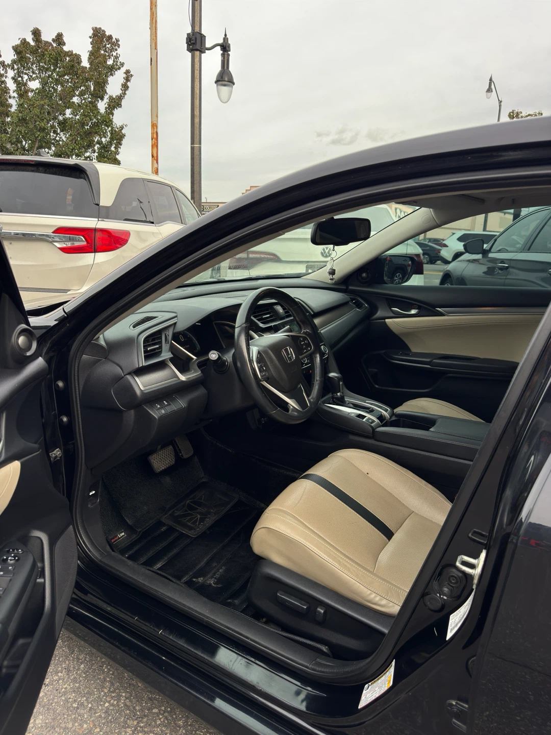 2018 Honda Civic Touring - photo 3