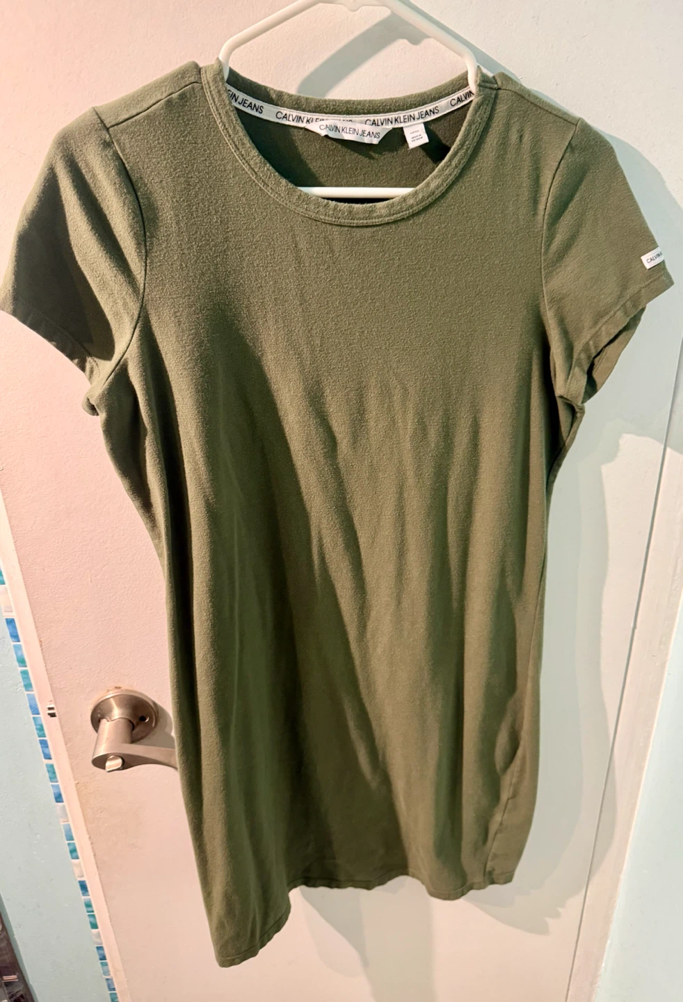 Calvin Klein Jeans Olive T-Shirt Dress - photo 3