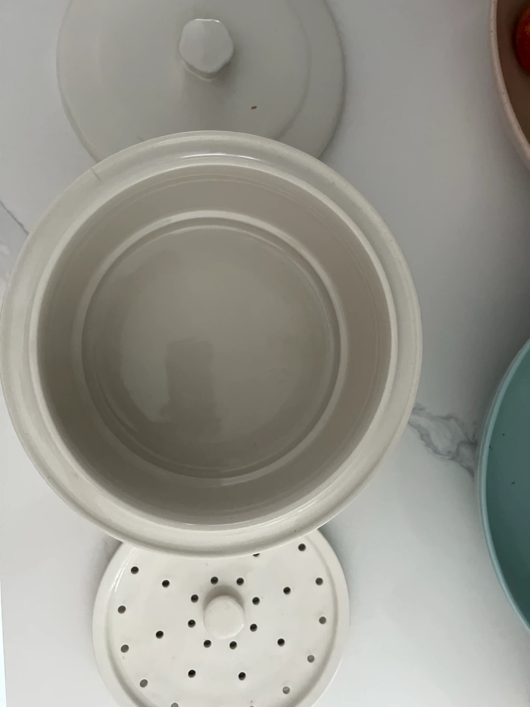 White Ceramic Stewing Pot 🏈 - photo 2