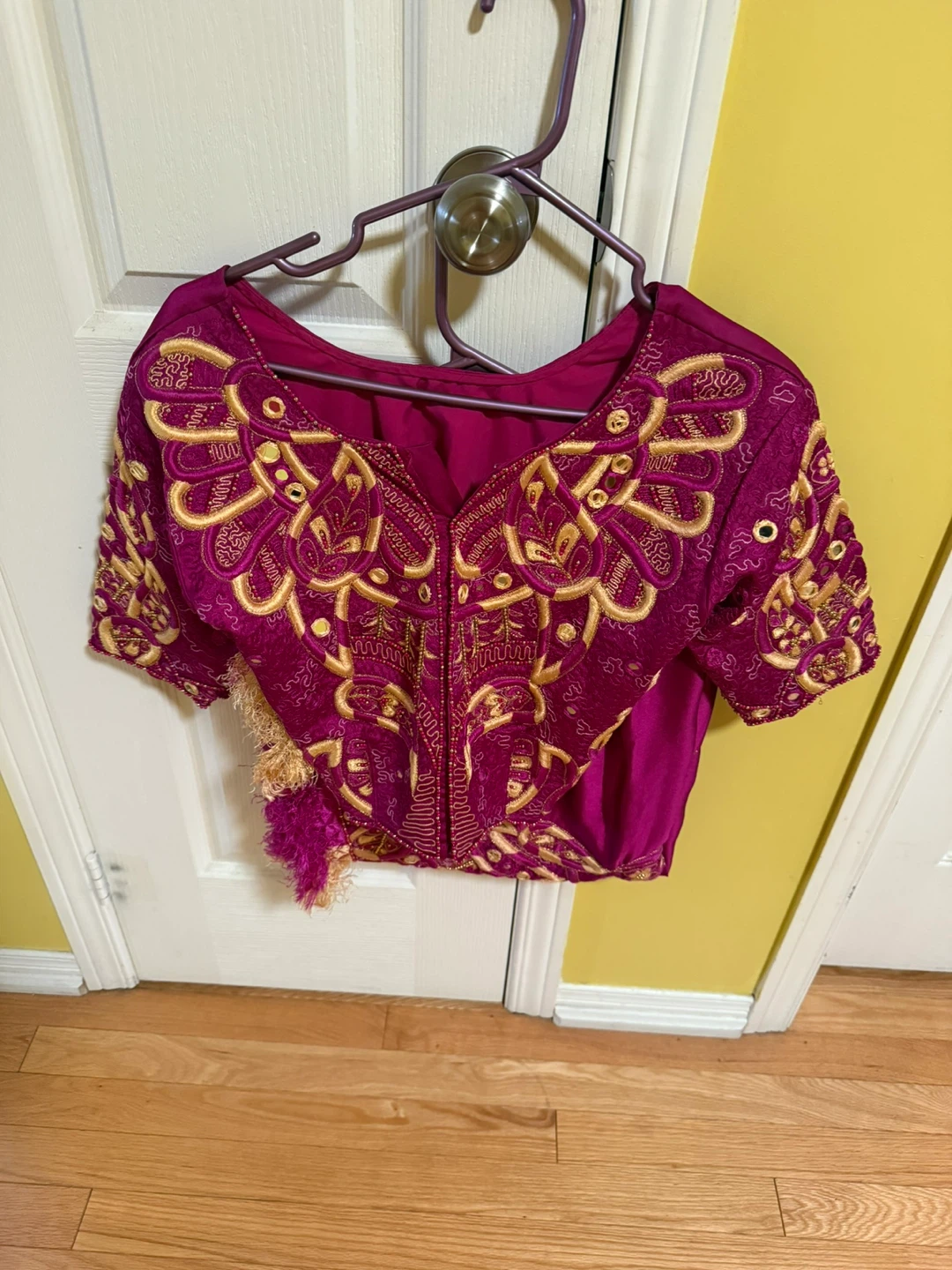 Magenta Embroidered Traditional Indian Top 🏈