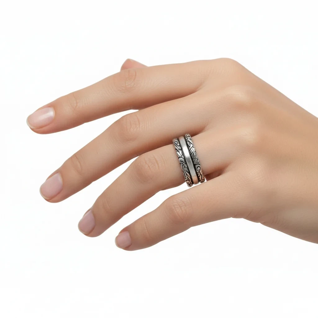 Vintage Style Engraved Silver Ring 🏈 - photo 5