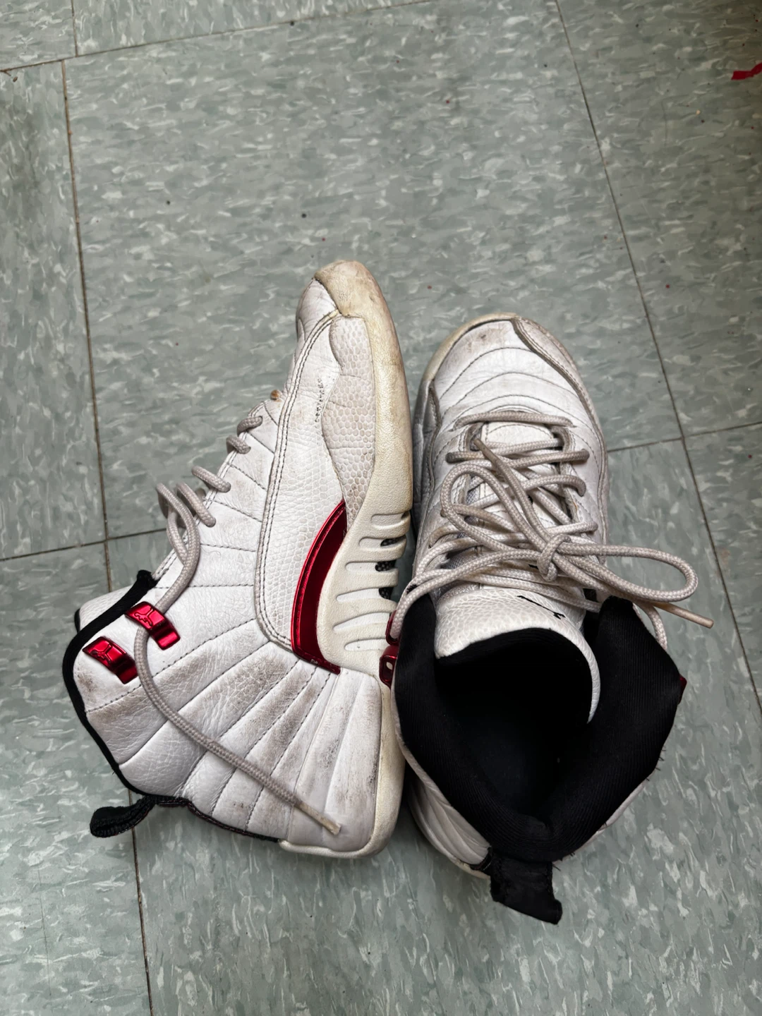 Nike Air Jordan 12 Retro White/Red Size 5.5Y