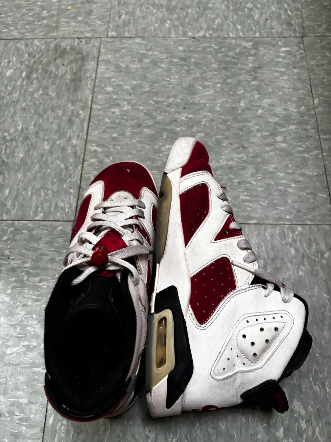 Nike Air Jordan 6 Retro Carmine GS Size 6Y