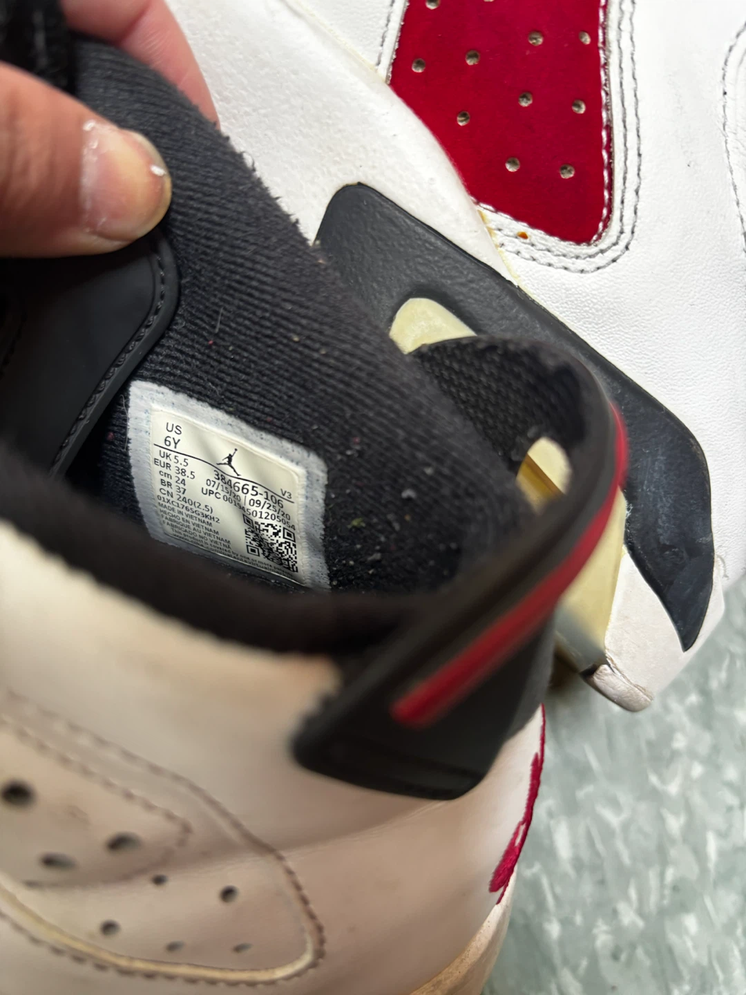 Nike Air Jordan 6 Retro Carmine GS Size 6Y - photo 2