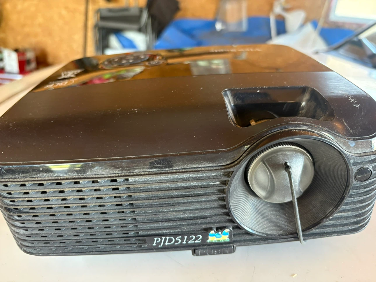 ViewSonic PJD5122 DLP Projector - photo 2