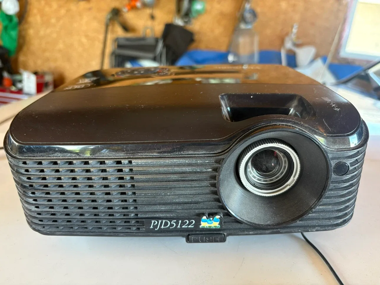 ViewSonic PJD5122 DLP Projector - photo 3