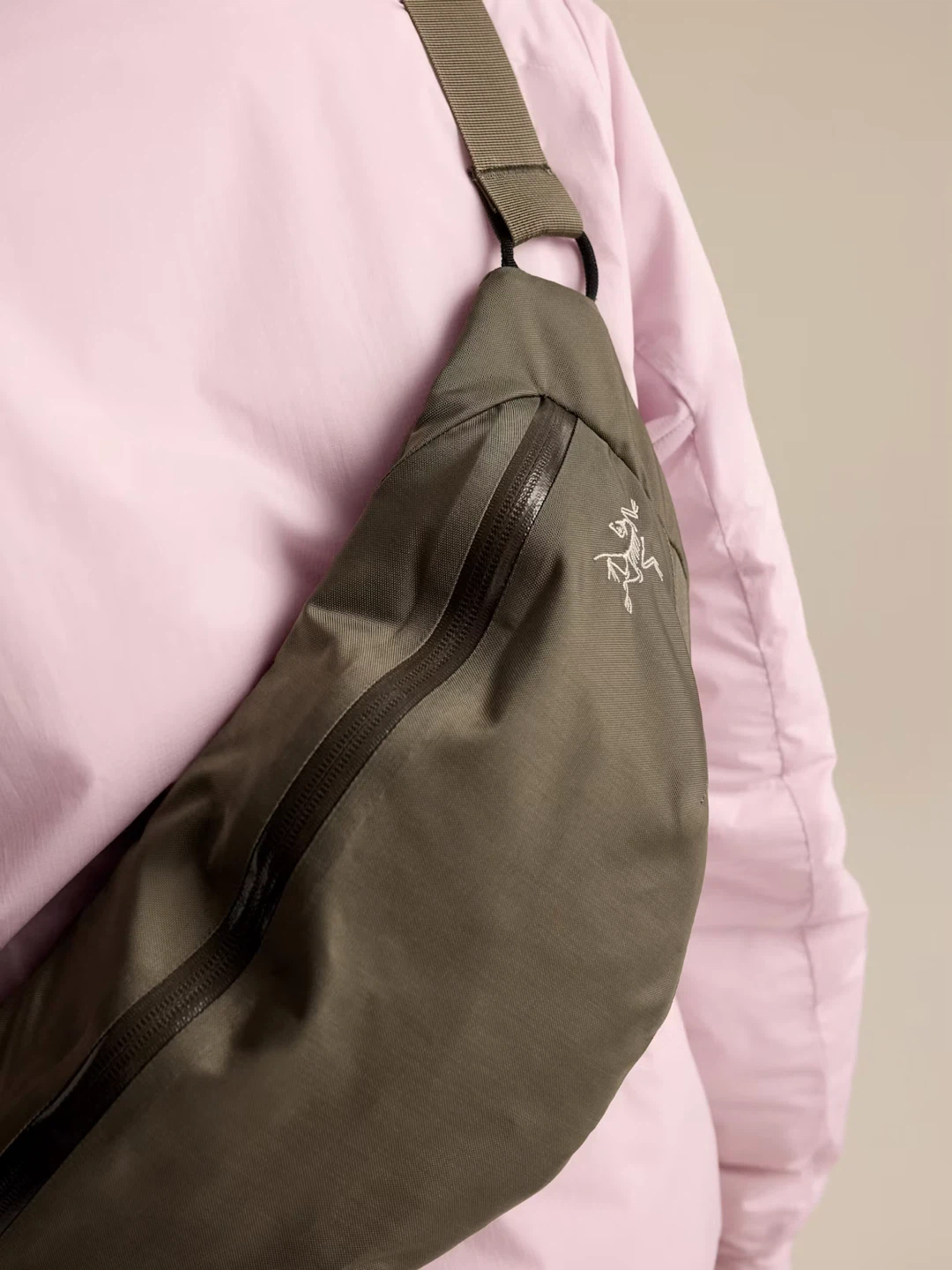 Arc'teryx Axios 4 Crossbody (Mongoose) - photo 5