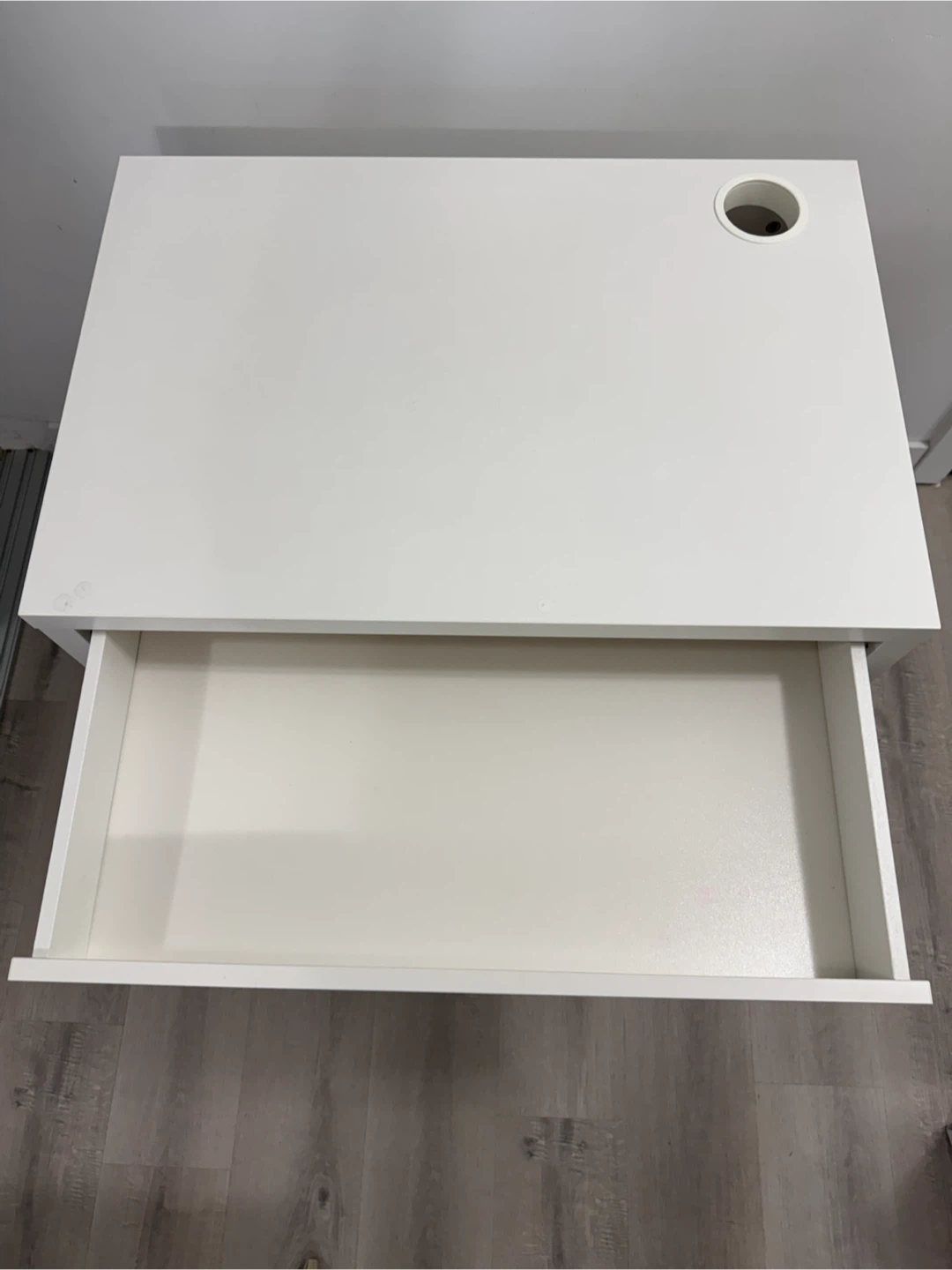 IKEA Micke Desk – White - photo 4