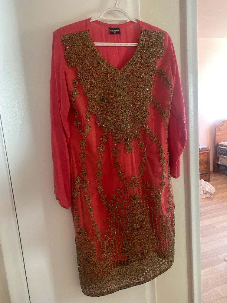 Dress /Uswah Embroidered Pink Tunic