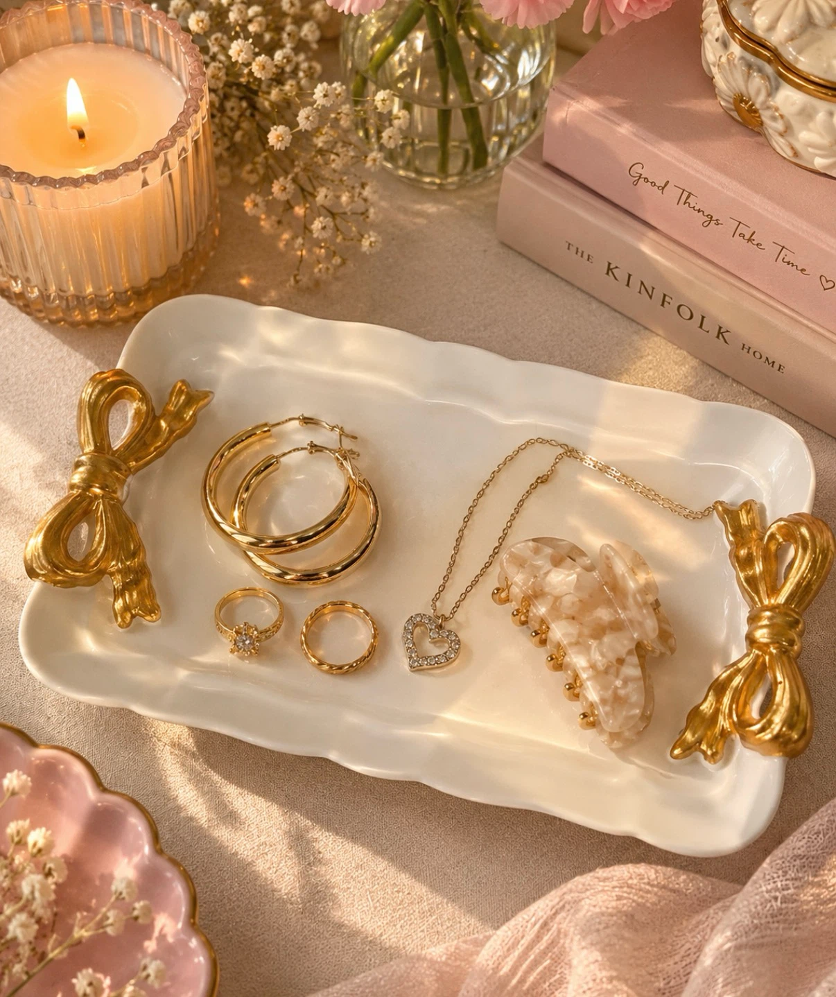 🎀 Gold Bow Trinket Tray