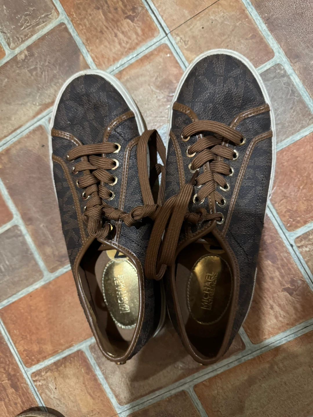 Michael Kors Brown Logo Sneakers🏈