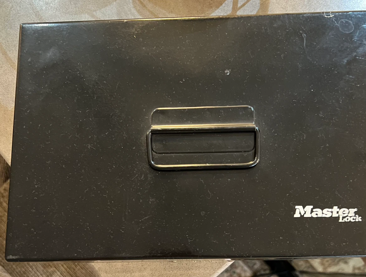 Master Lock Cash Box