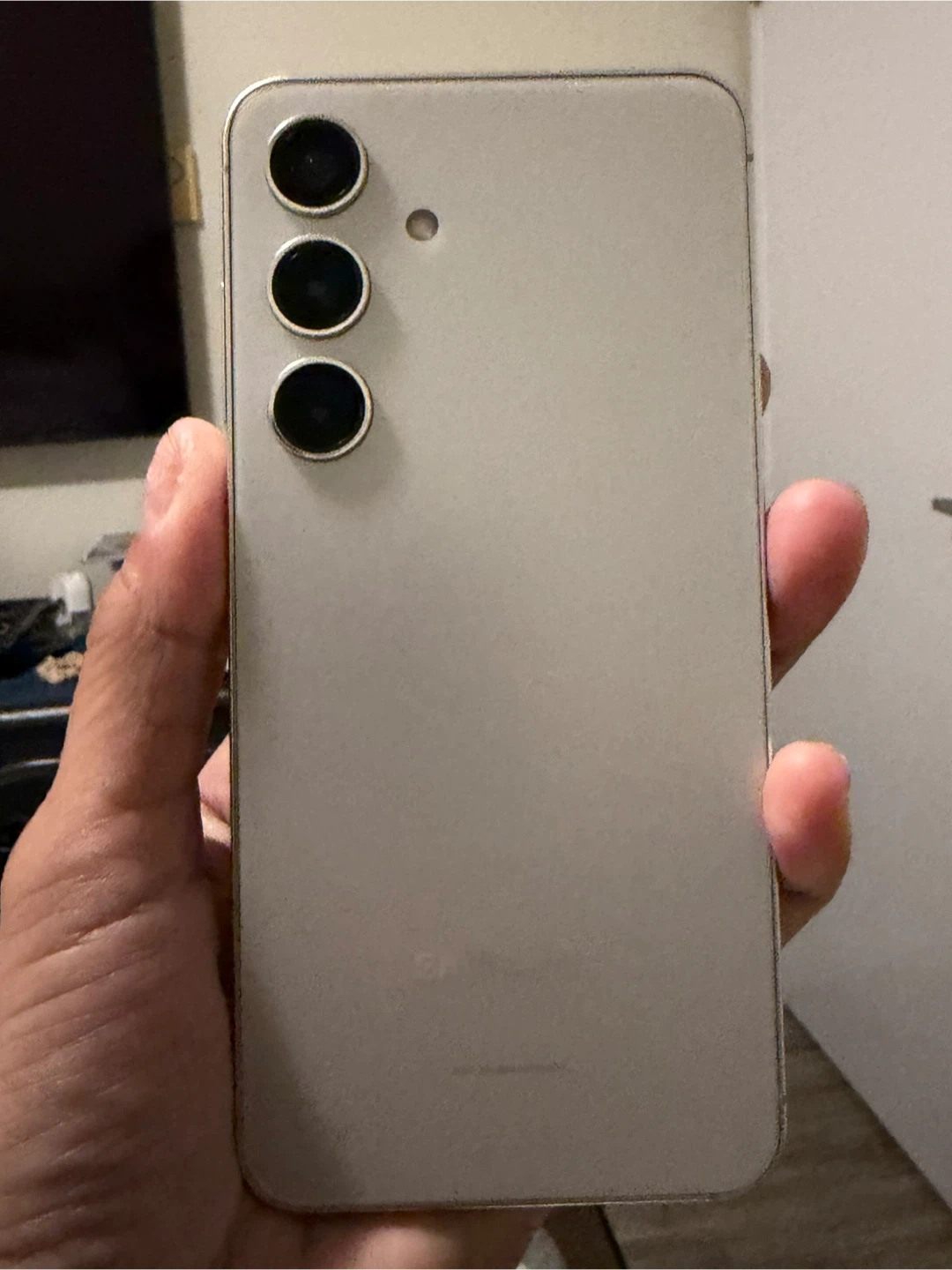 S24 Samsung cell phone
