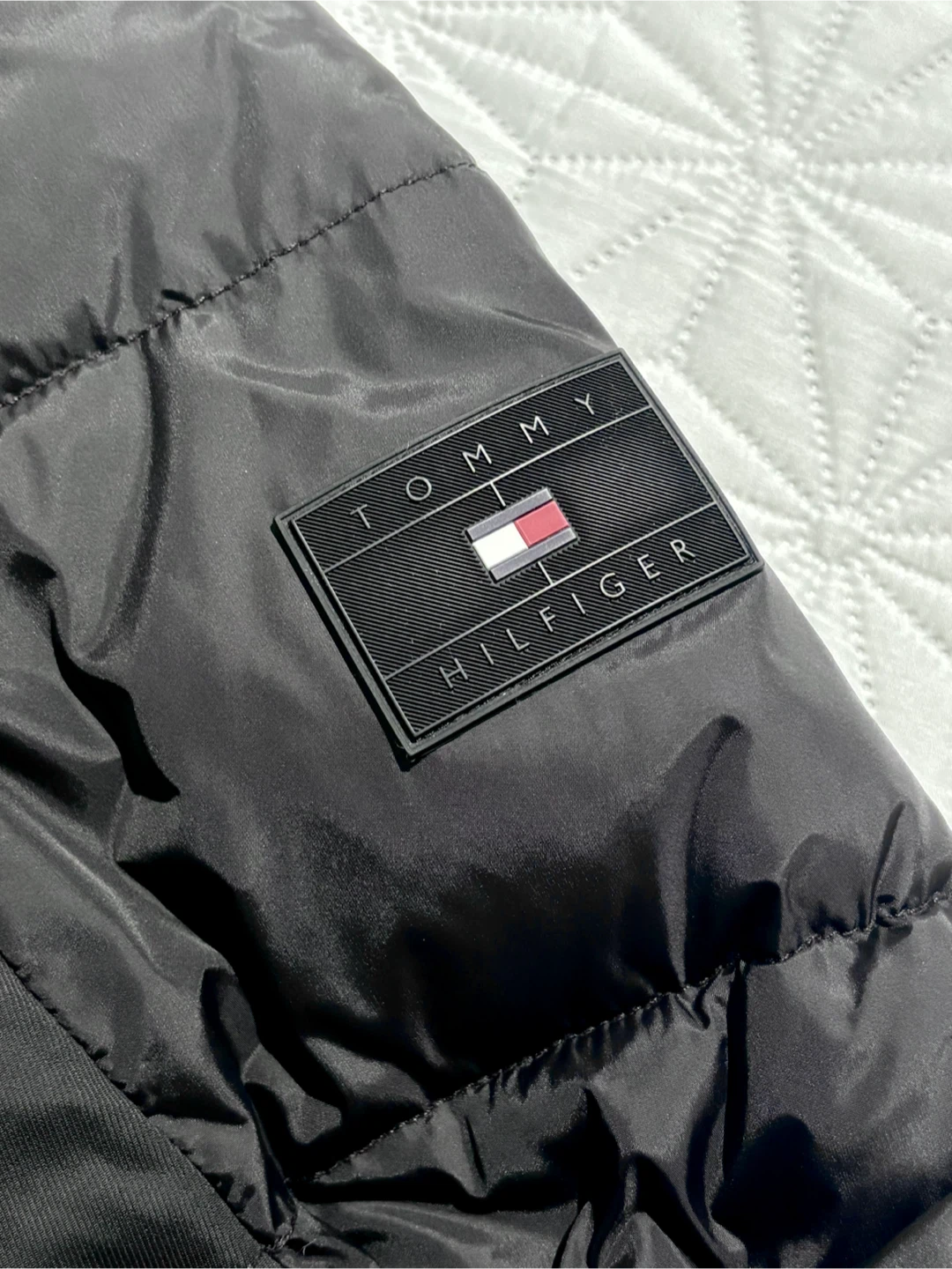 Tommy Hilfiger Black Puffer Jacket - photo 4