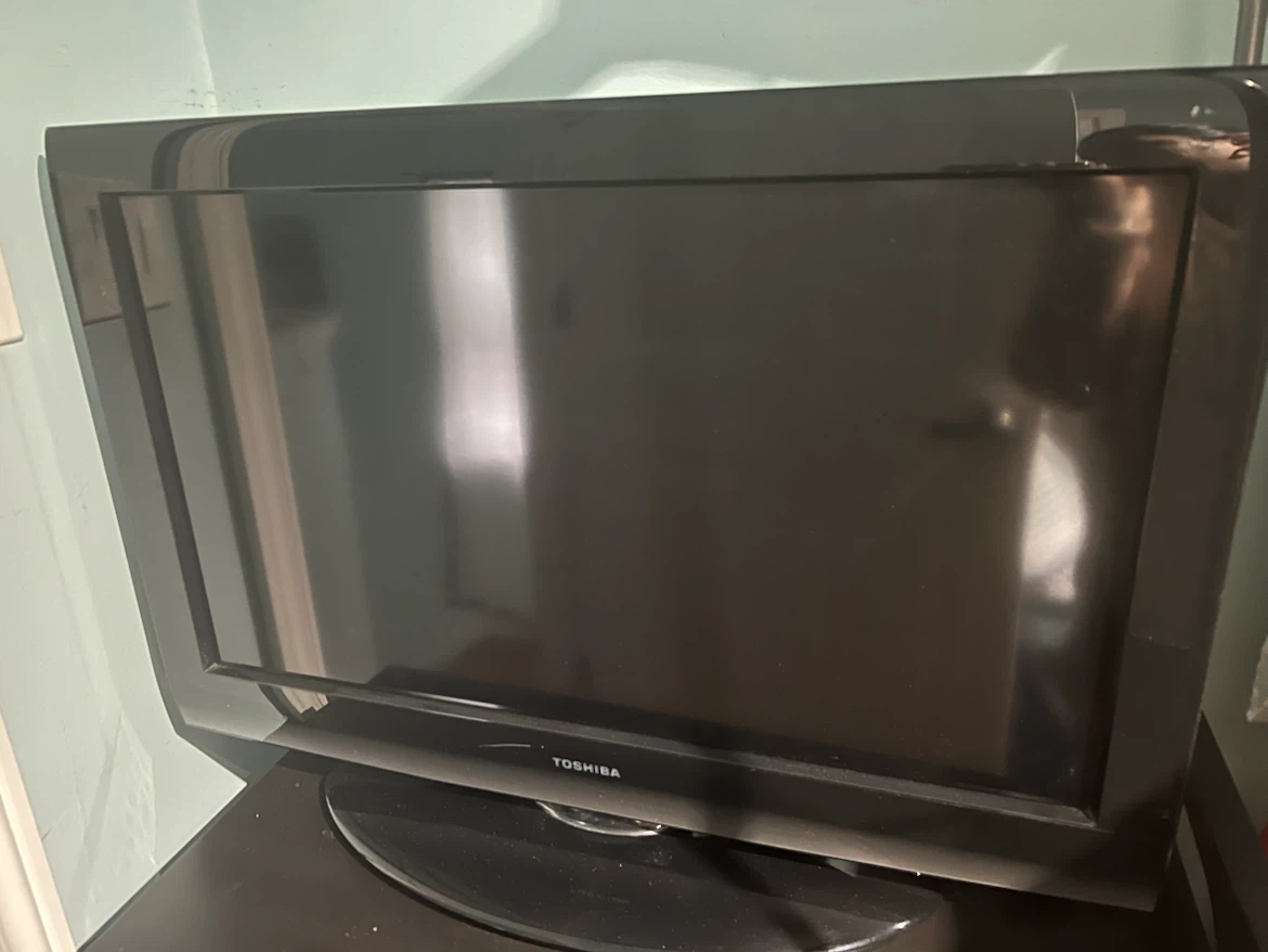 Toshiba 32-inch Television