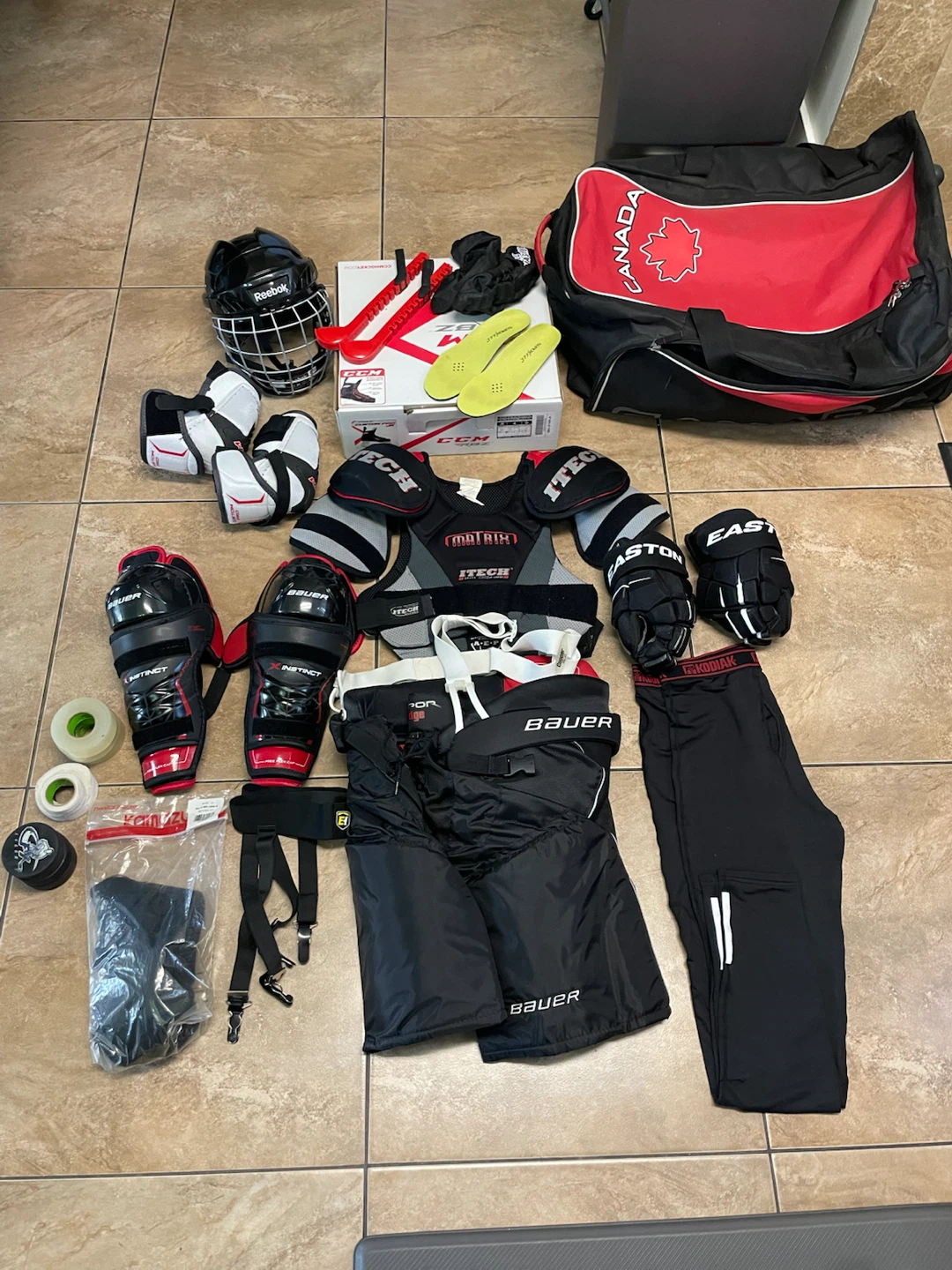Junior hockey equipment