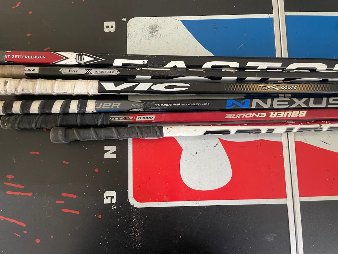 Junior hockey equipment - photo 3