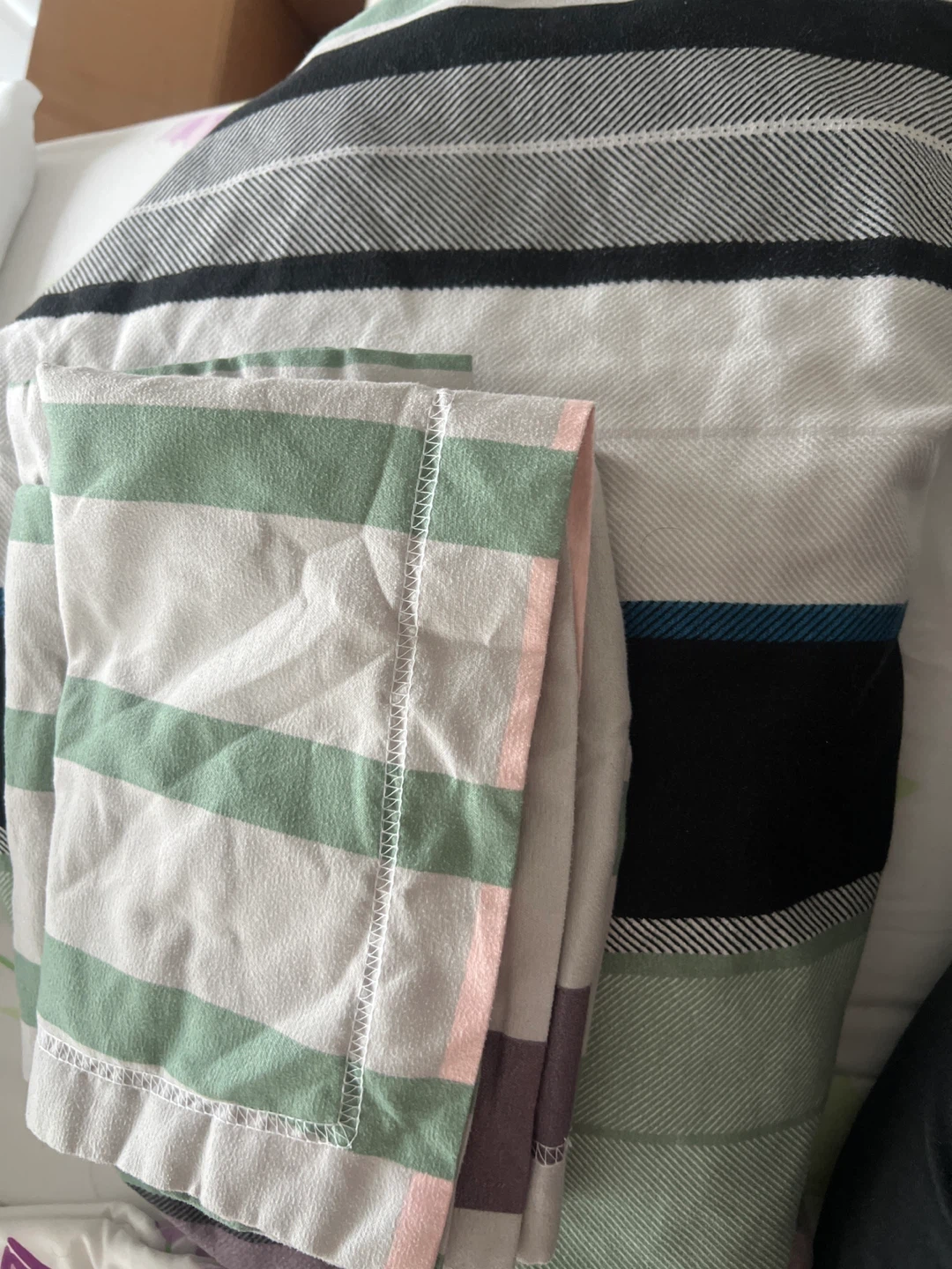 Queen/king size bedsheet