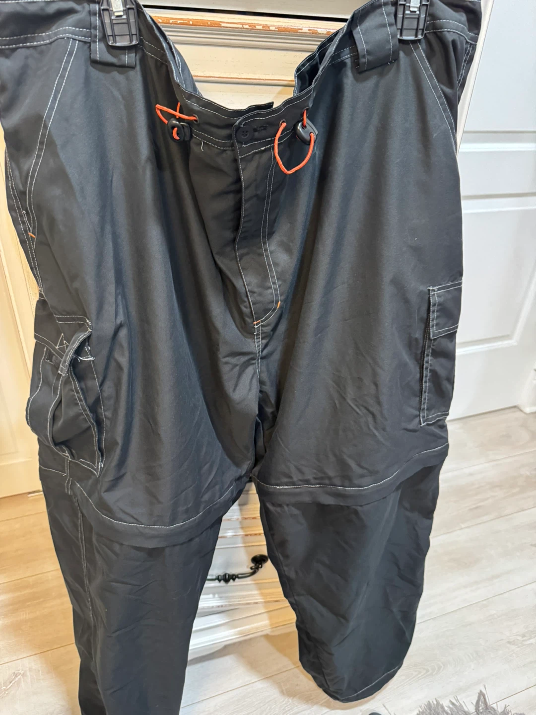 B&T Black Convertible Cargo Pants - photo 3
