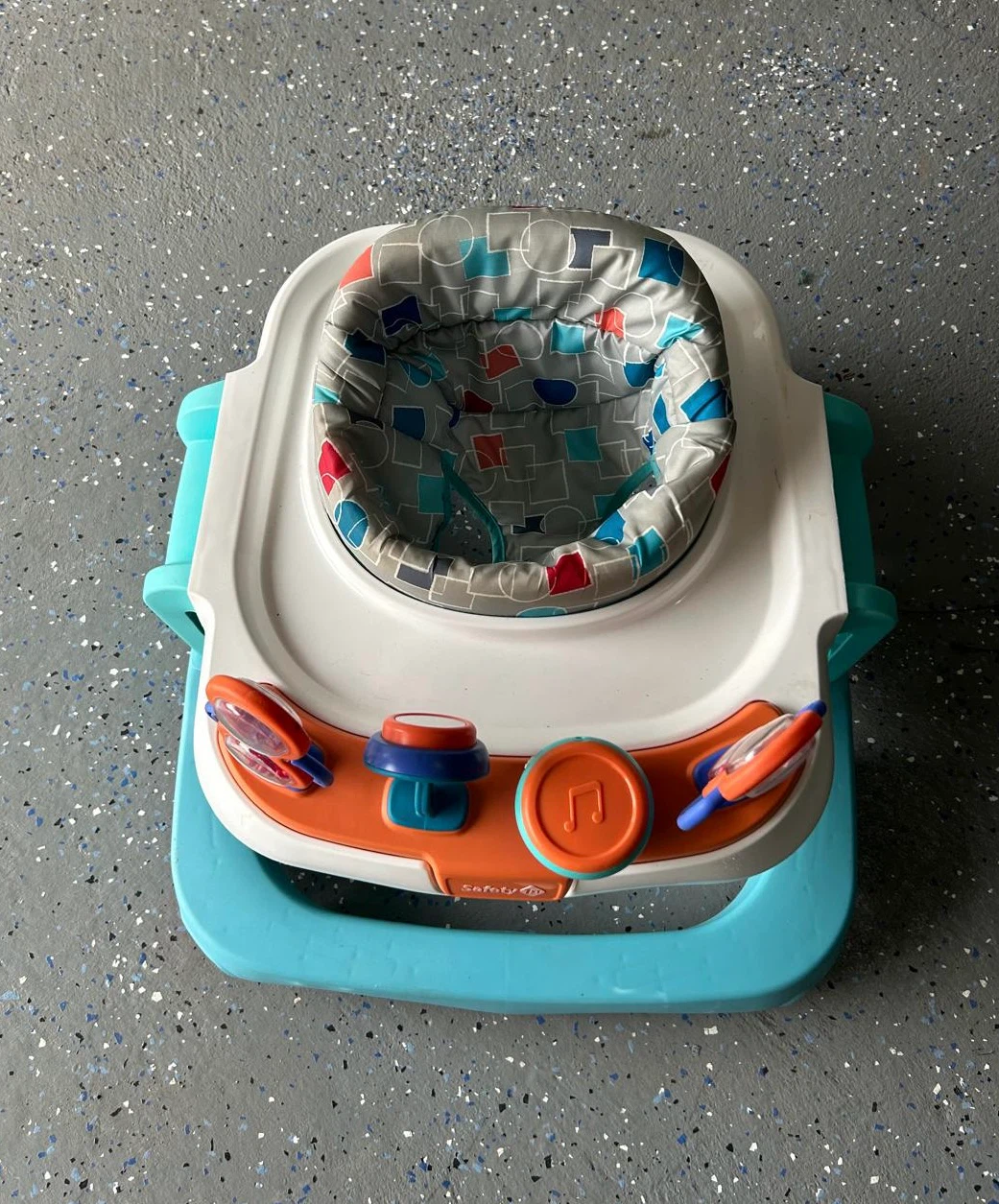 Safety 1st Baby Walker