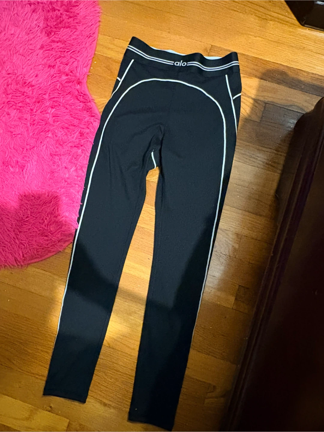 Alo Yoga Matching Set - photo 2