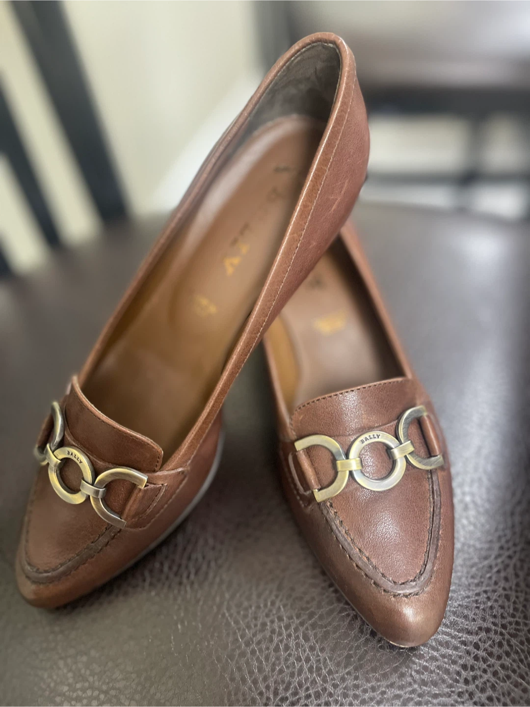 Bally brown leather heels