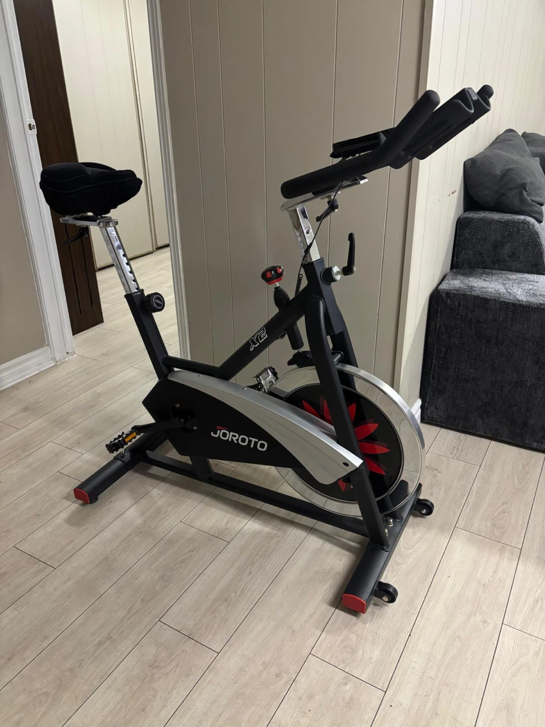Joroto X2 Indoor Cycling Bike