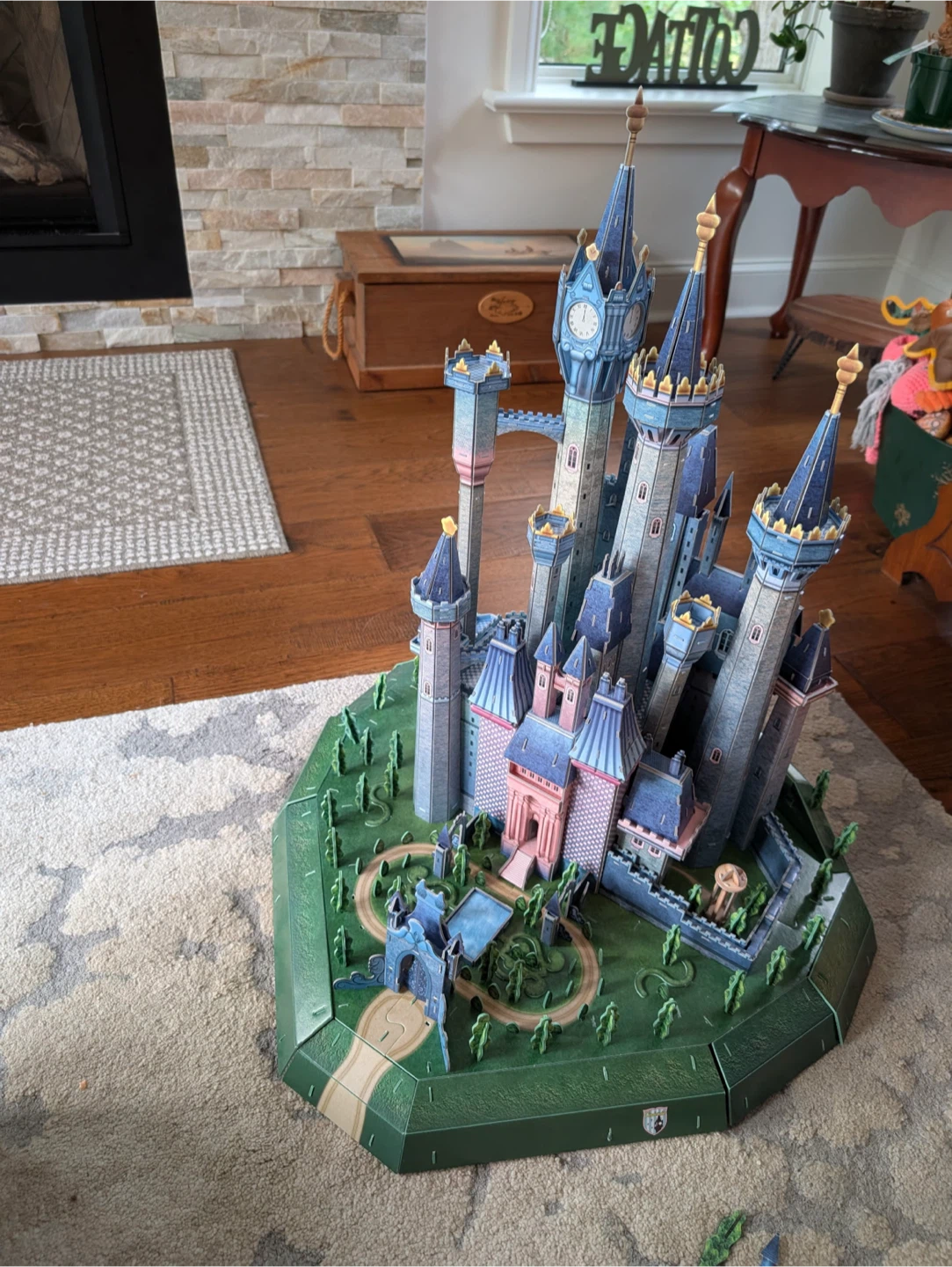 Disney Cinderella Castle 3D Puzzle - photo 2