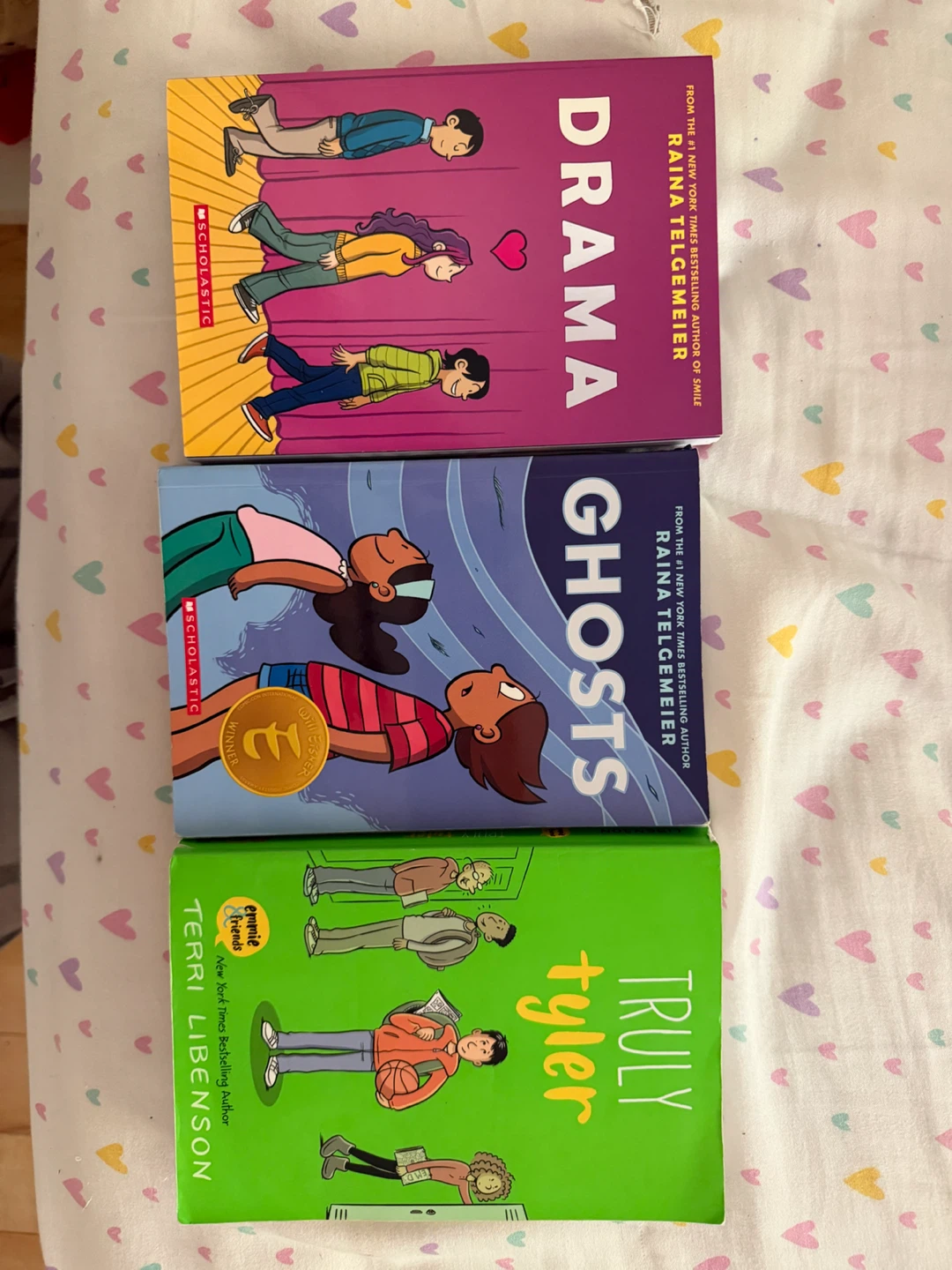 15 graphic novels/ Books Bundle - photo 4