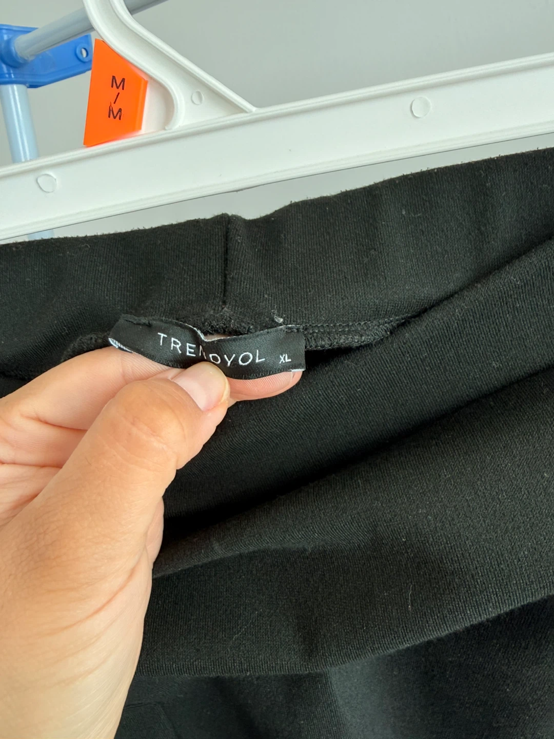 L sized,used 1-2 times,all clean Women clothes - photo 4