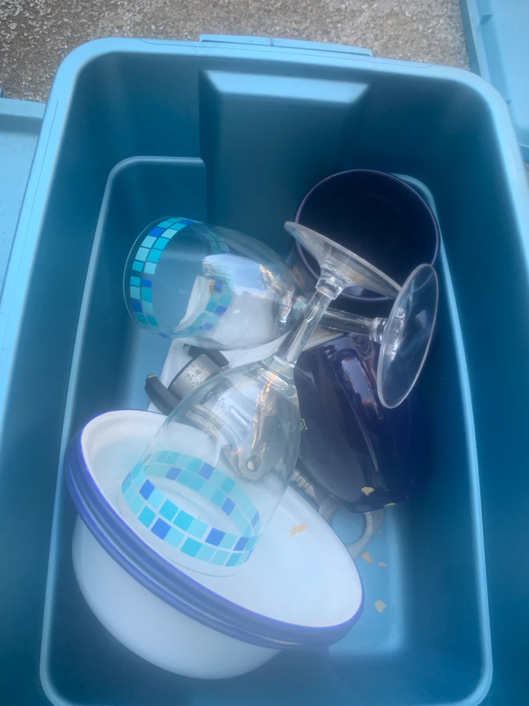 Assorted camping kitchenware items