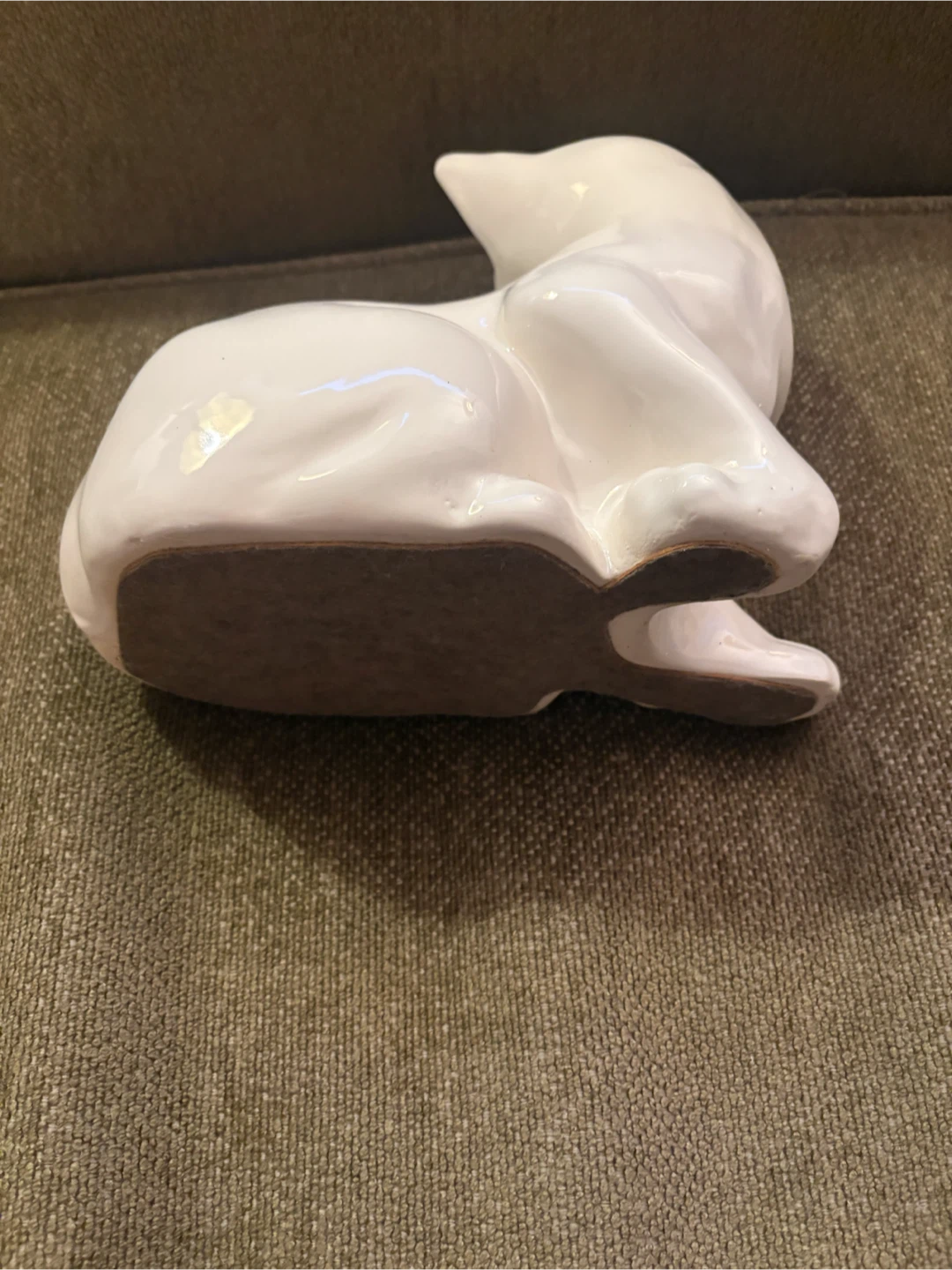 🏈 Vintage White Ceramic Cat Figurine - photo 2