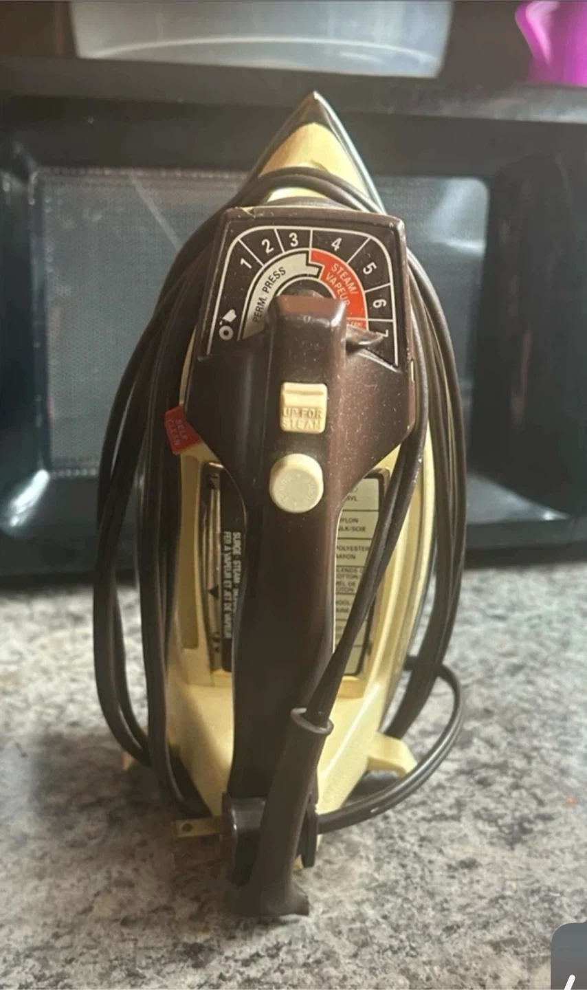 Black & Decker Steam Iron
