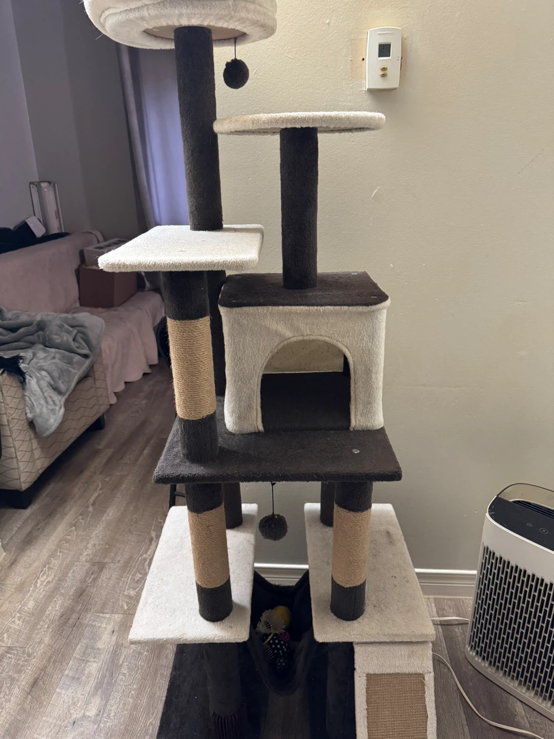Multi-Level Cat Tree 🏈