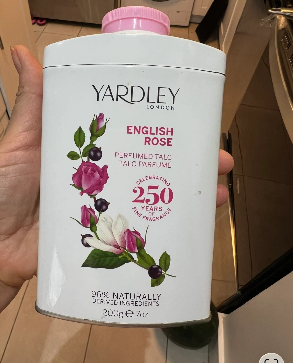 Yardly talc perfume 🏈