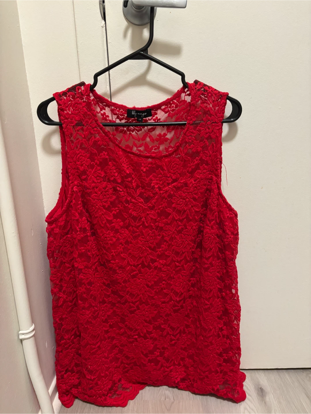 Lily Mango red lace sleeveless top - photo 2