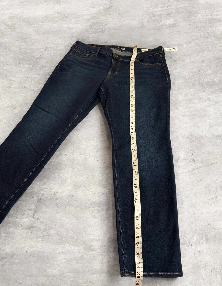 Old Navy Mid-Rise Power Slim Straight Jeans Size 14 Petite - photo 2