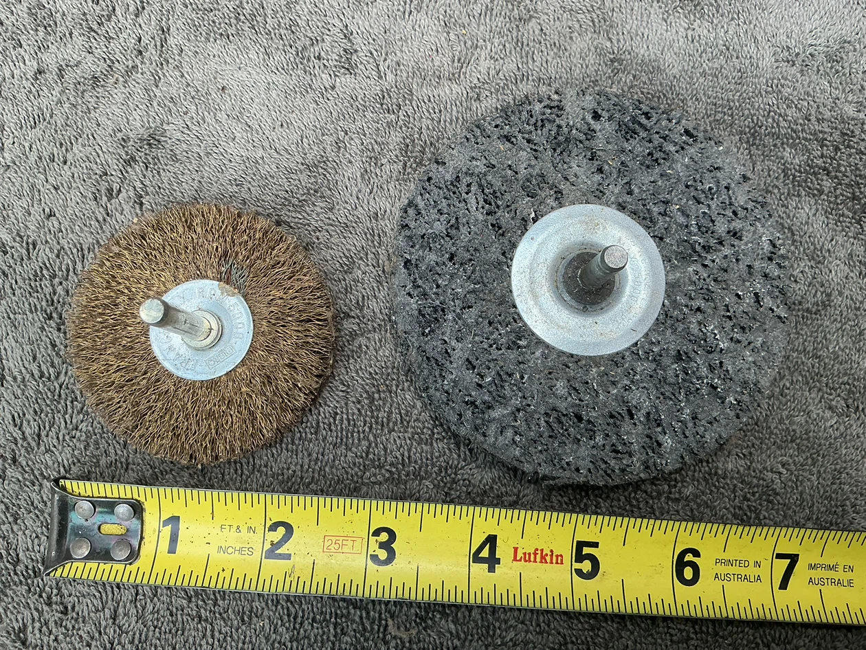 Two Grinding and Polishing Wheels !