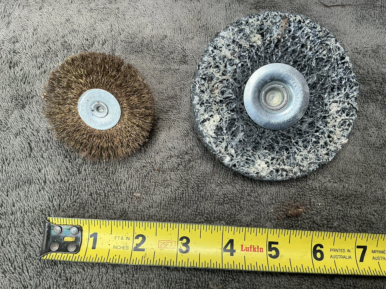 Two Grinding and Polishing Wheels ! - photo 2